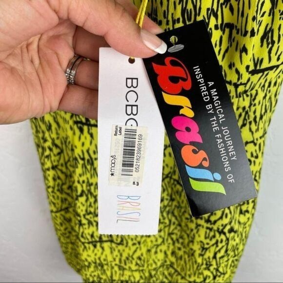 BCBGeneration Neon Lime Halter Neck Romper NWT New With Tags Women's Size 0 - Picture 4 of 12